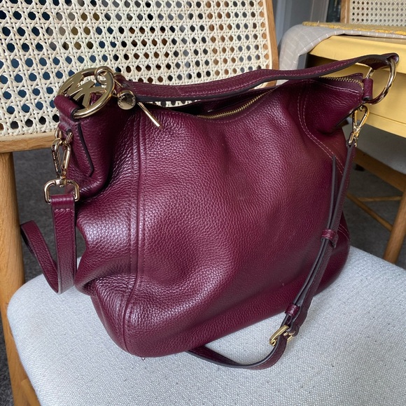 Michael Kors Shoulder Bag - Picture 2 of 6